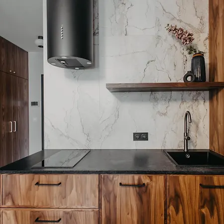 아파트 Czysta 4 - W Centrum Wroclawia, Nowoczesny Design, Taras Na Dachu I Przestrzen Do Pracy - - Fair *